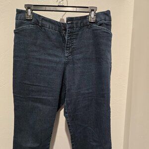 Levis Capris by St. John’s Bay – Size 10 – Lightly Loved